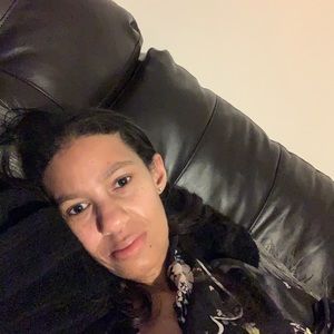 Meet your Posher, Vanessa